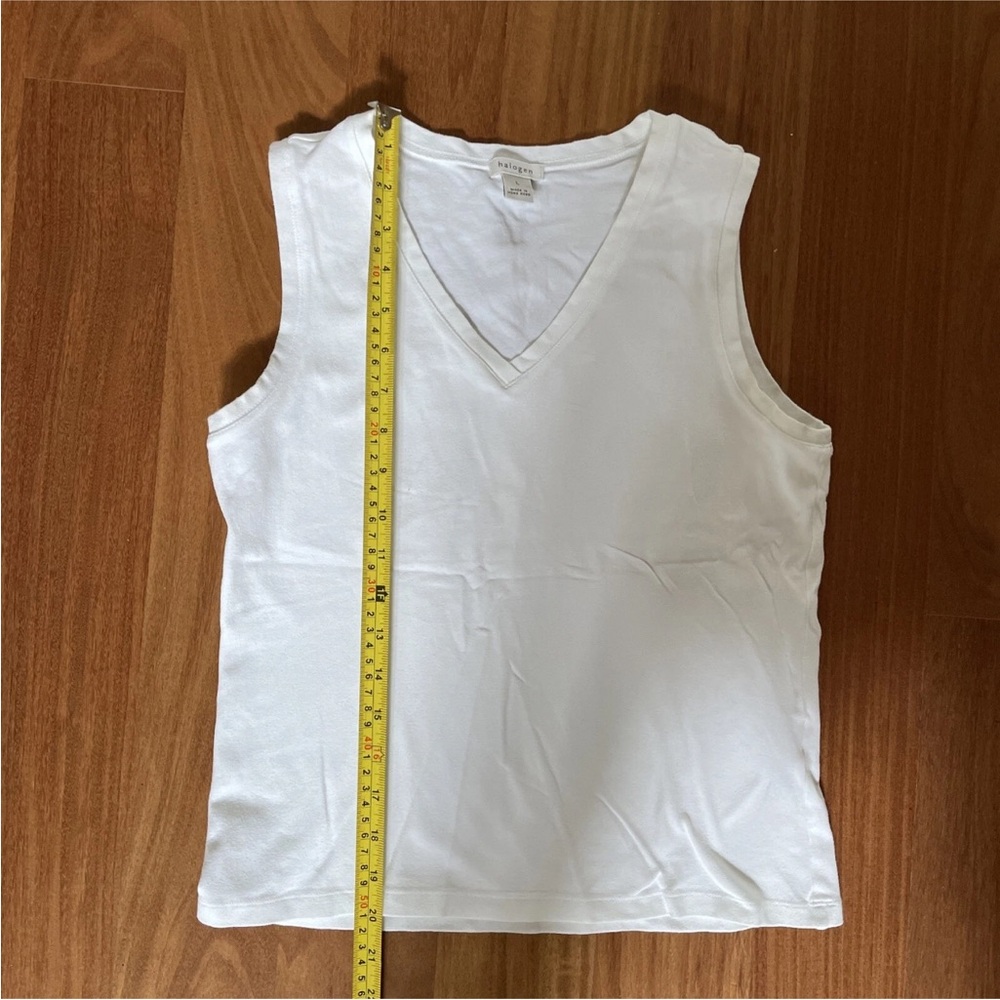 HALOGEN Nordstrom white V neck cotton spandex shirt Tank Stretch EUC